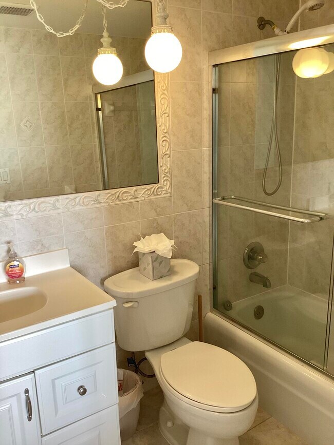 Building Photo - 3101 S Ocean Blvd