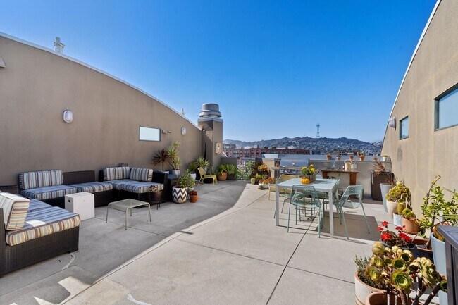Building Photo - Tri-Level Inner Mission Live/Work Condo - ...