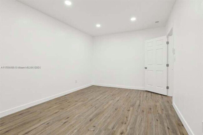 Building Photo - 7420 McKinley St