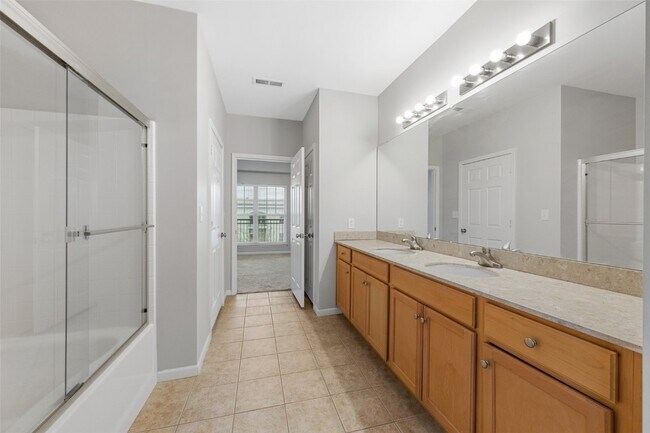 Building Photo - 1251 Strassner Dr