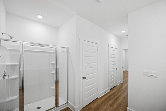 Building Photo - 21073 Teluga Ave
