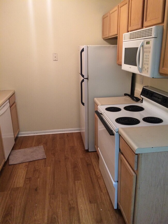 Building Photo - 4416 Derby Ridge Dr