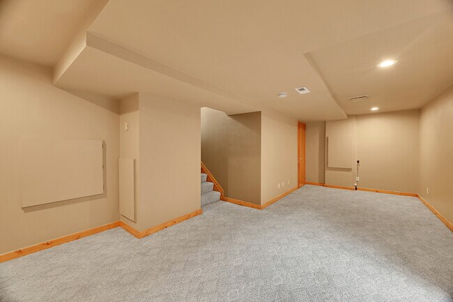 Building Photo - 5750 S Youngfield St