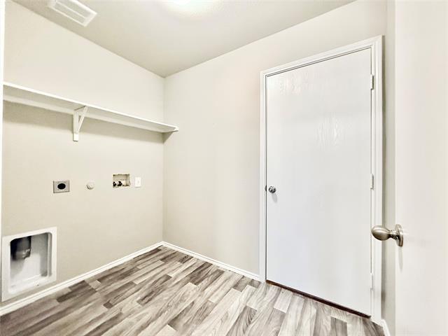 Building Photo - 5912 Ridge Lake Dr