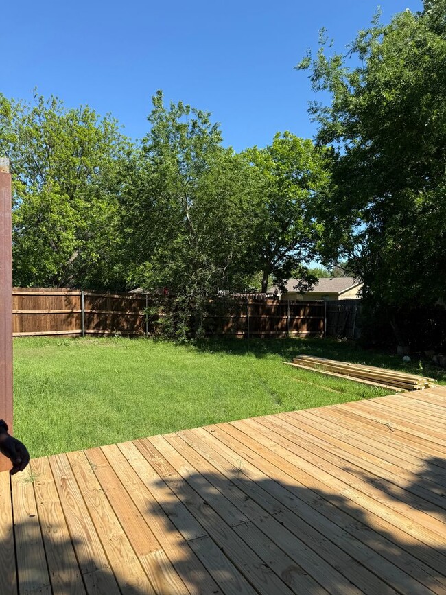 Building Photo - House for rent in Arlington