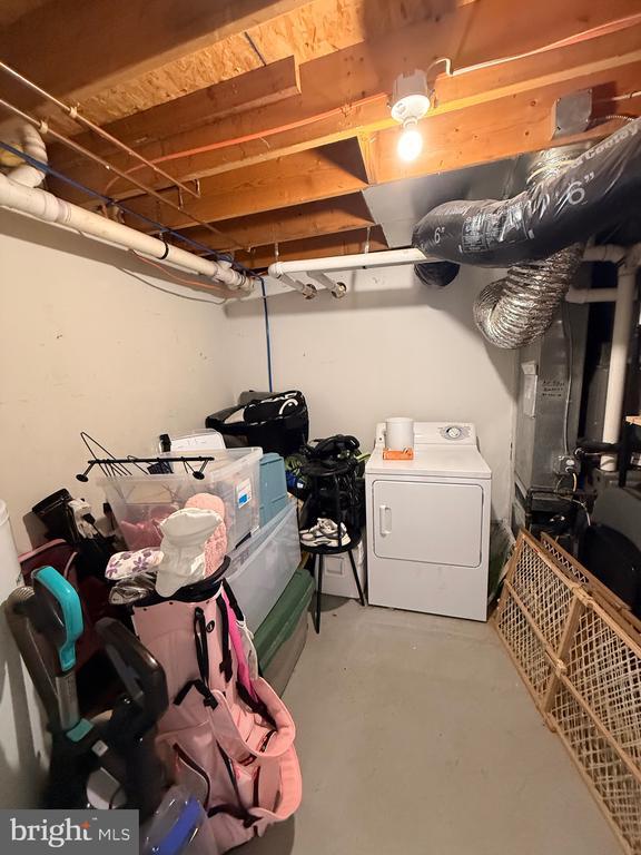 Building Photo - 335 Myrtle Ave