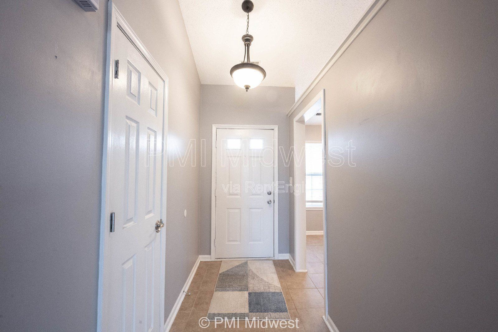 Building Photo - 7912 Bitternut Dr