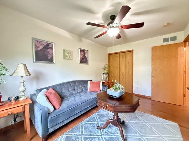 Building Photo - 478 Preston Cir