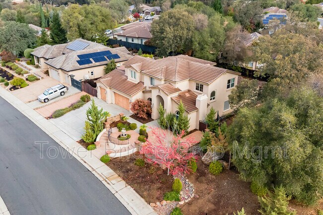 Building Photo - 3766 Mira Loma Dr