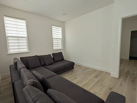 Building Photo - "Charming 1-Bedroom Retreat in Lathrop – Cozy 550 sq ft Home on Mulholland Dr!"