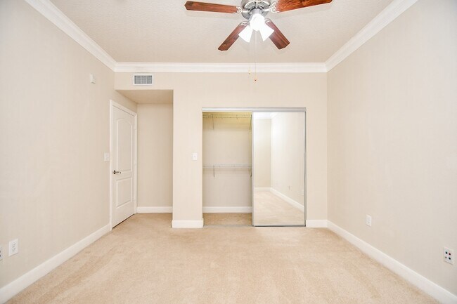 Building Photo - 2299 Lone Star Dr