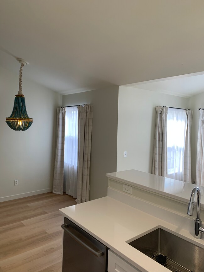 Dining Area - 716 N. State St.