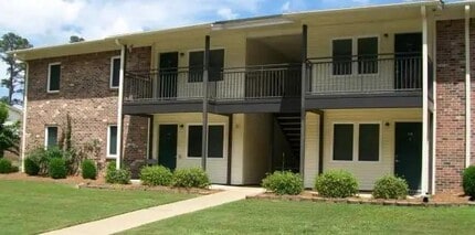 Building Photo - 611 Vanity Fair Ave