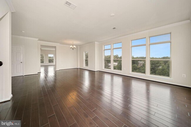 Building Photo - 540 Copley Pl