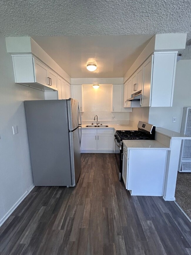 Building Photo - 4113
