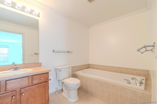 Building Photo - 39696 Rockcrest Ln