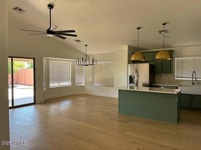 Building Photo - 12735 W Verde Ln