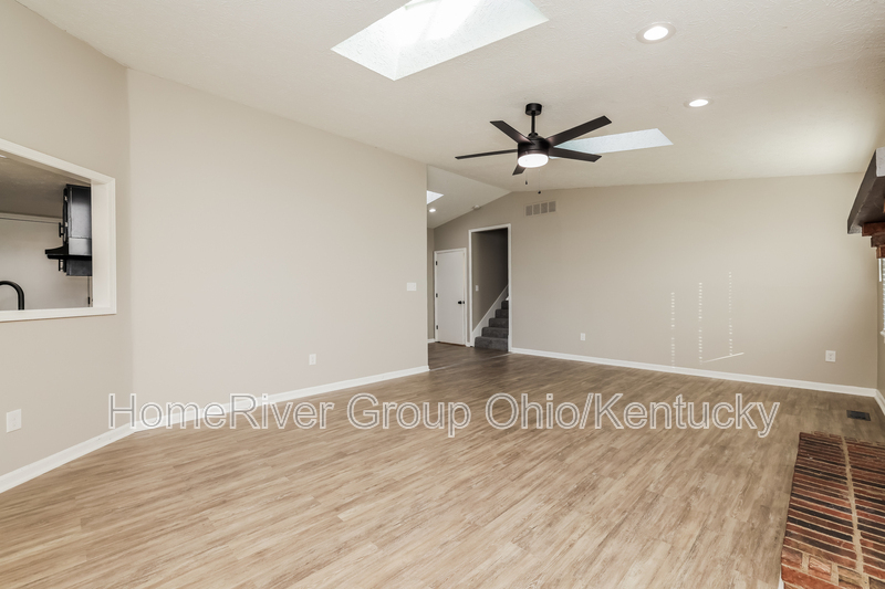 Building Photo - 1214 Nouvelle Dr