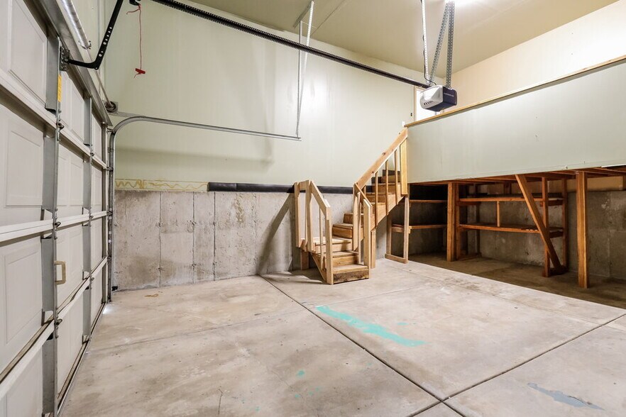 Building Photo - 1837 W Cavallo Dr