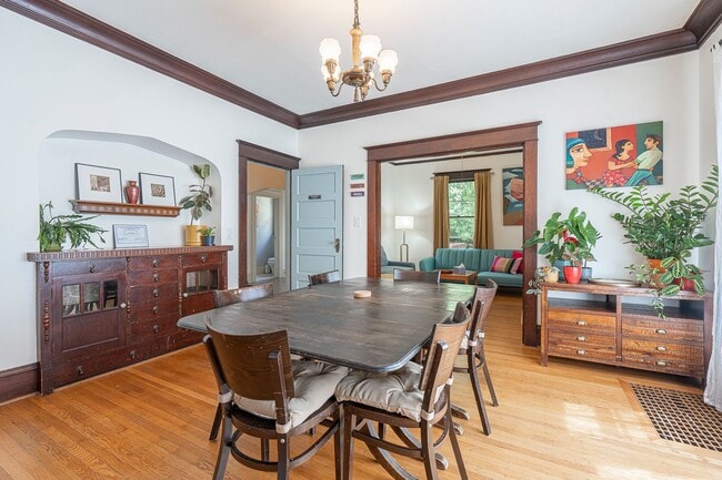 Building Photo - Charming Sabin Craftsman with Fenced Yard, Deck, and More!