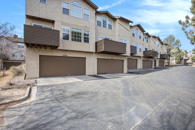 Building Photo - 3272 Capstan Way