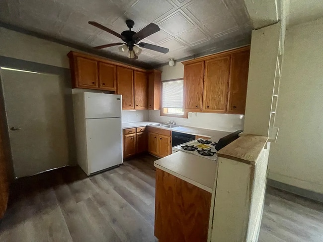 Building Photo - 5115 N Main St