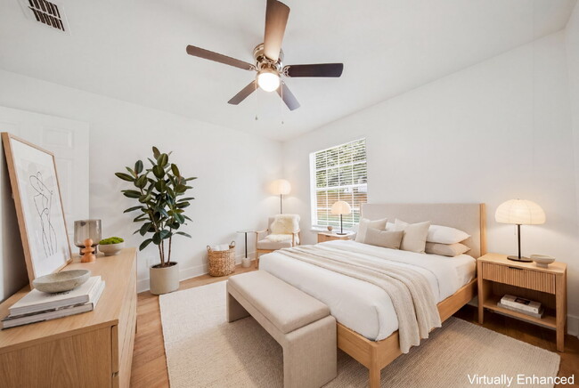 Building Photo - Beautifully Renovated 3BR/2BA Home with Fireplace, Fenced Yard & Garage in Timber Lake!