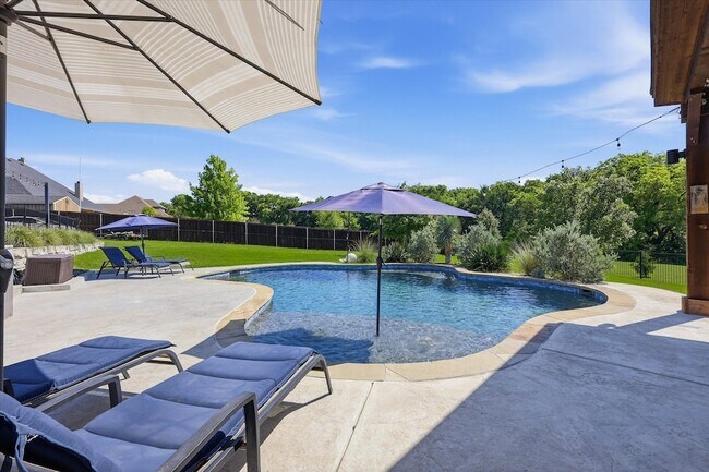 Building Photo - 6630 Caliche Cir