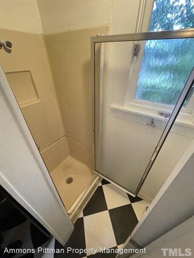 Building Photo - 1 br, 1 bath House - 1617 B Sunrise Ave