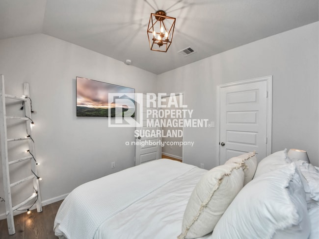 Building Photo - 4219 Colony Ln