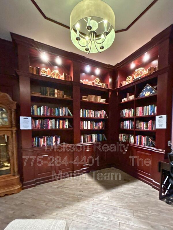 Building Photo - 900 S Meadows Pkwy