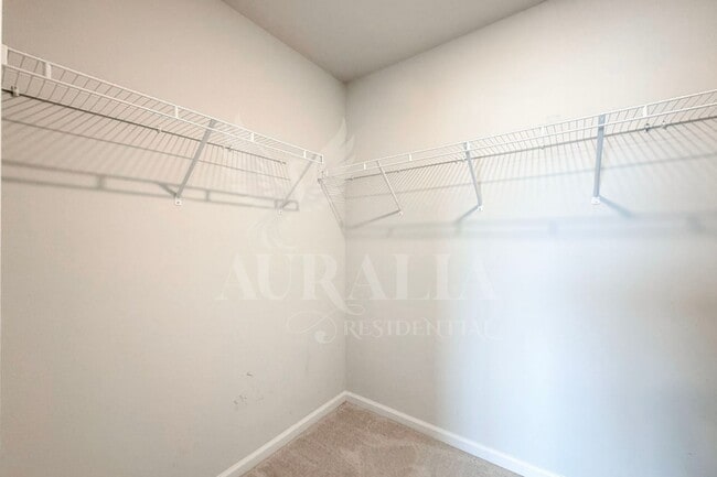 Building Photo - 3018 Brellon Ln