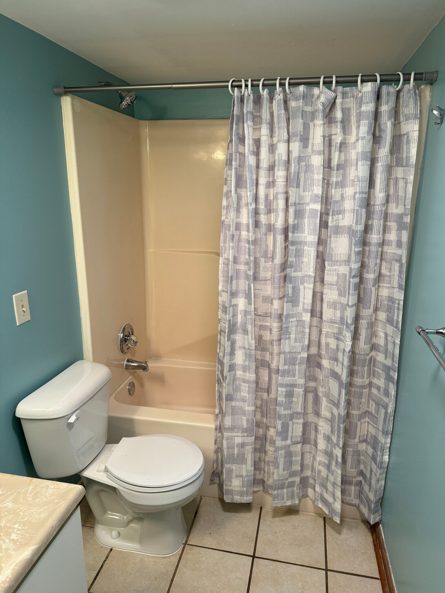 Bathroom - 1155 Maple St