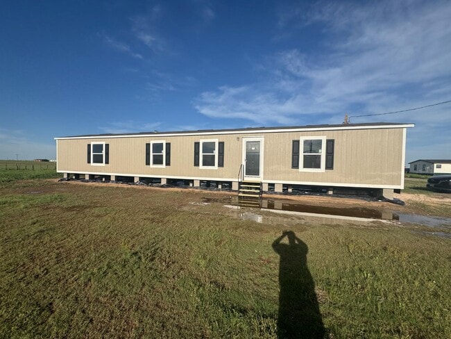 Building Photo - 22700 City Lake Rd