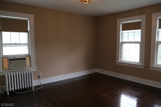 Building Photo - 43 Cypress St