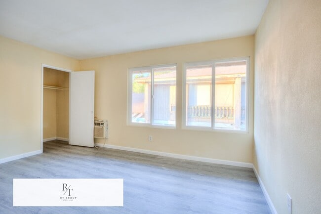 Building Photo - Refined Living with a Newly Remodeled 2 Bedroom 1 Bathroom 2 Story Duplex Residence