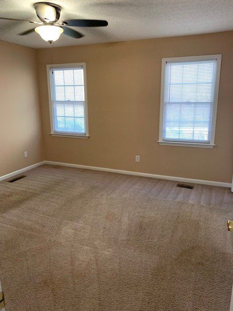 Building Photo - 3800 Sterling Pointe Dr