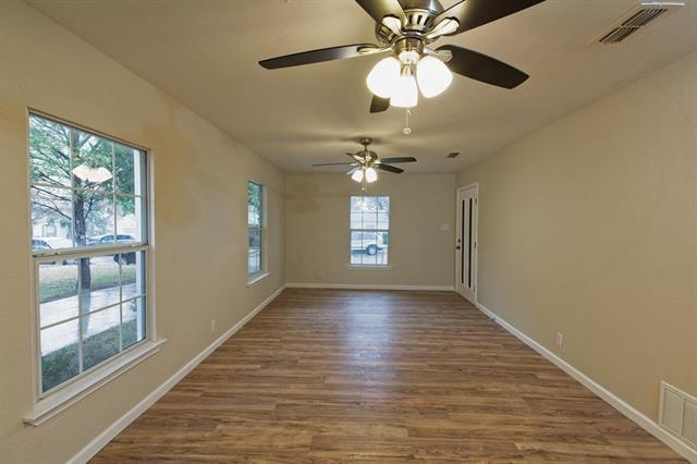 Building Photo - 1613 M Pl