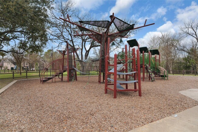 Building Photo - 1951 Stoney Brook Dr