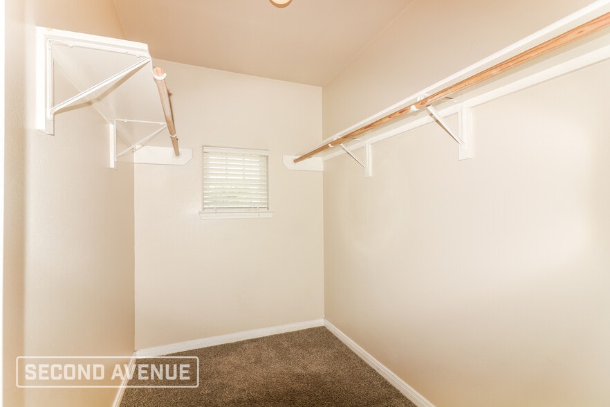 Building Photo - 7009 Saar Ct