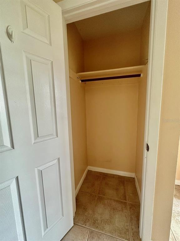 Building Photo - 2390 N Tropical Trail