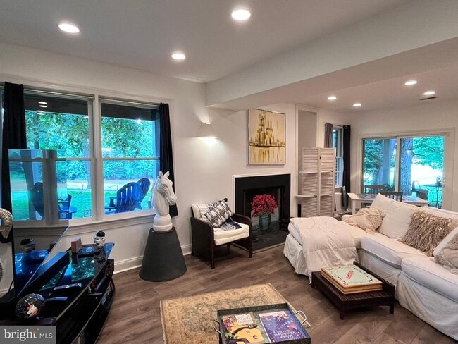 Building Photo - 7809 Fox Gate Ct