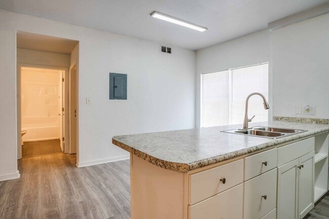 Building Photo - Mockingbird Garden Apartments