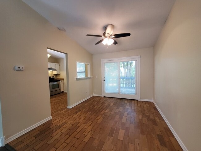 Building Photo - 3157 Millbury Ave