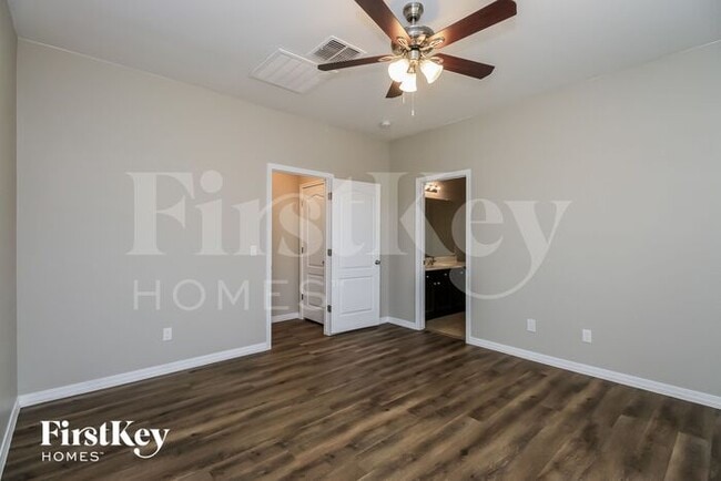 Building Photo - 13157 E Tumbleweed Ln