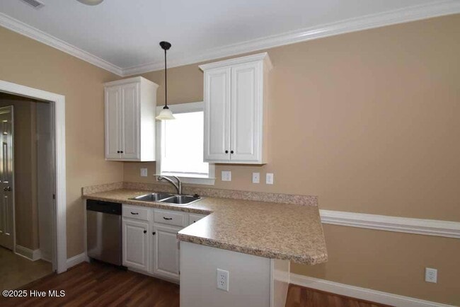 Building Photo - 2209 Remington Ct