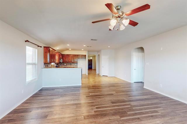 Building Photo - 3504 Hornbeam St
