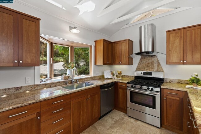 Building Photo - 1754 Reliez Valley Rd