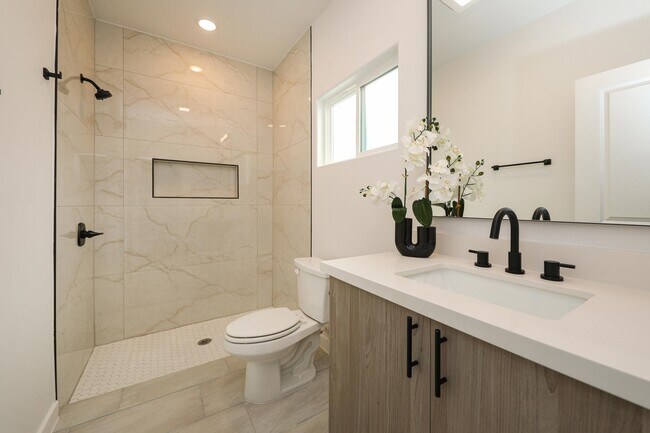 Building Photo - 8218 Casa Verde Rd