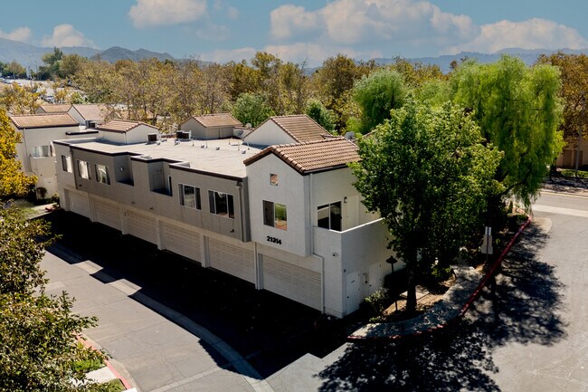 Building Photo - 21314 Nandina Ln